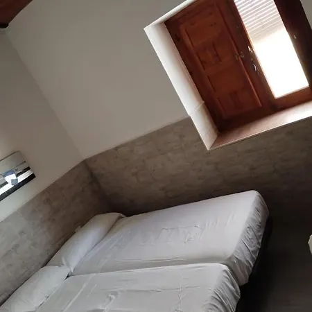 La Casita Lobres